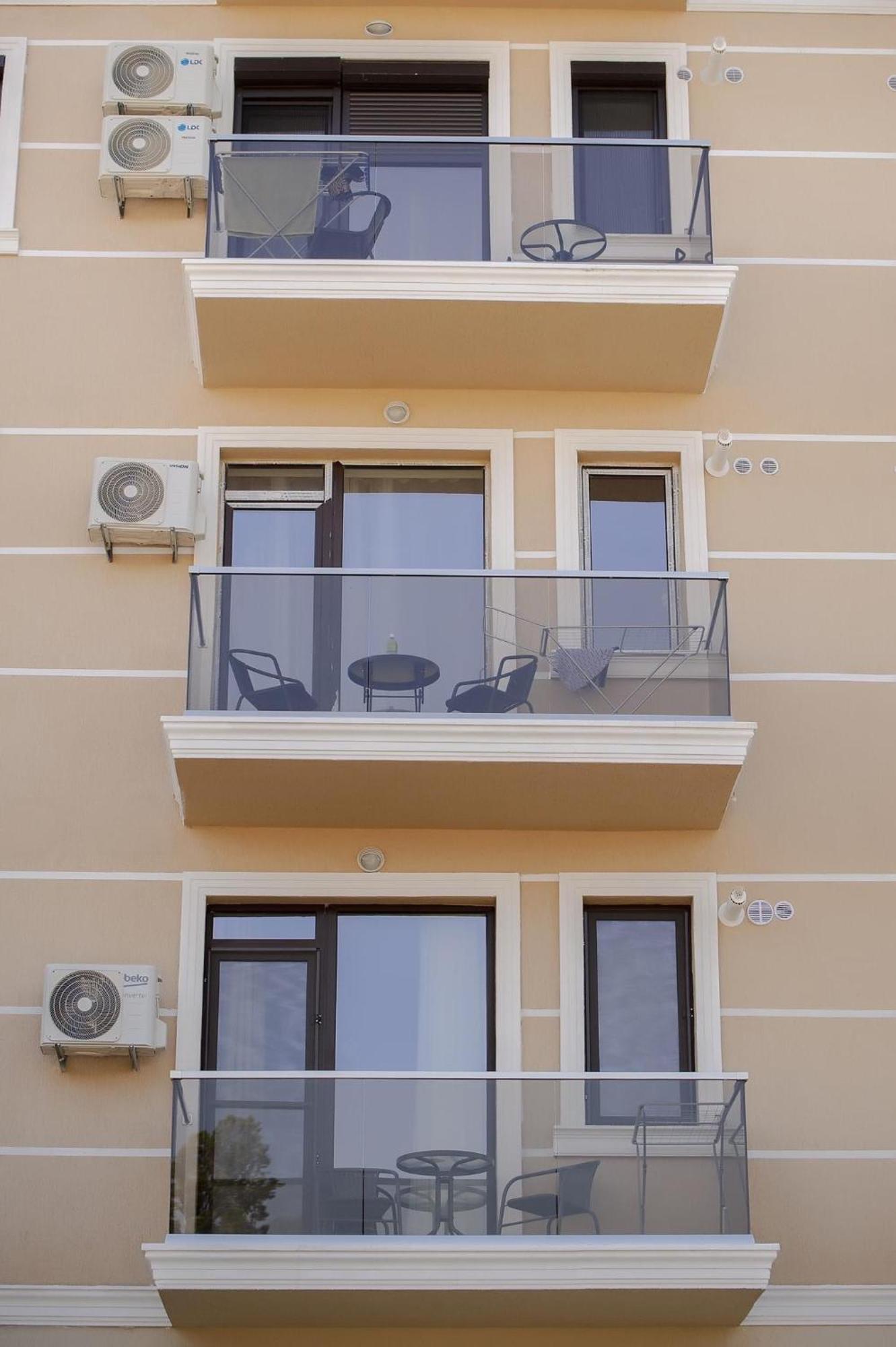 Solid Residence Mihai Mamaia Bagian luar foto